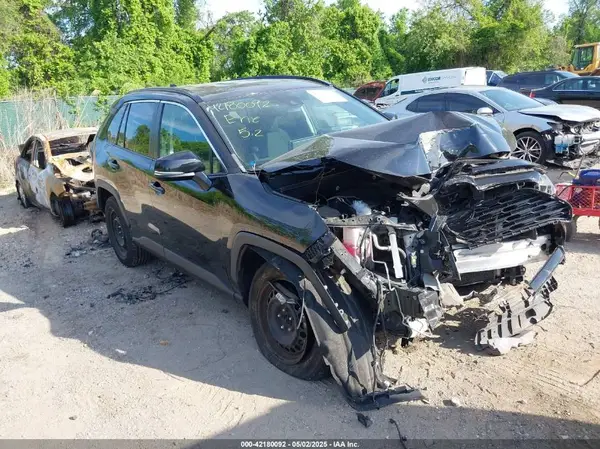 2T3G1RFV2LW138190 2020 TOYOTA RAV 4 - Image 1
