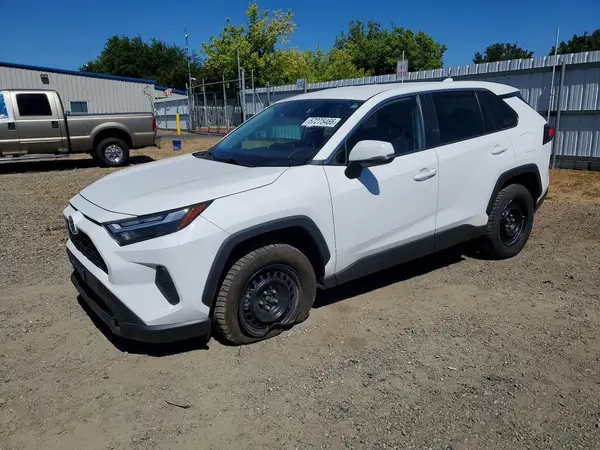 2T3G1RFV2RC411588 2024 TOYOTA RAV 4 - Image 1