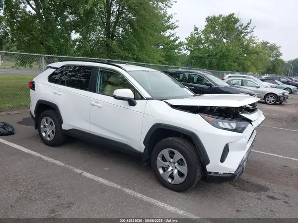 2T3G1RFV3MC148830 2021 TOYOTA RAV 4 - Image 1