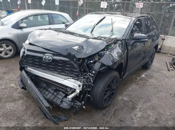 2T3G1RFV3NC262991 2022 TOYOTA RAV 4 - Image 2