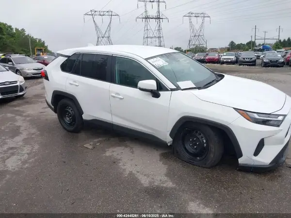2T3G1RFV3RC463800 2024 TOYOTA RAV 4 - Image 1