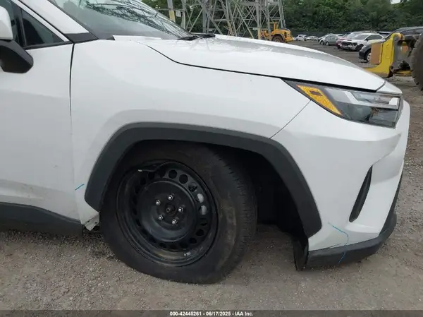 2024 TOYOTA RAV 4 auction photo 6