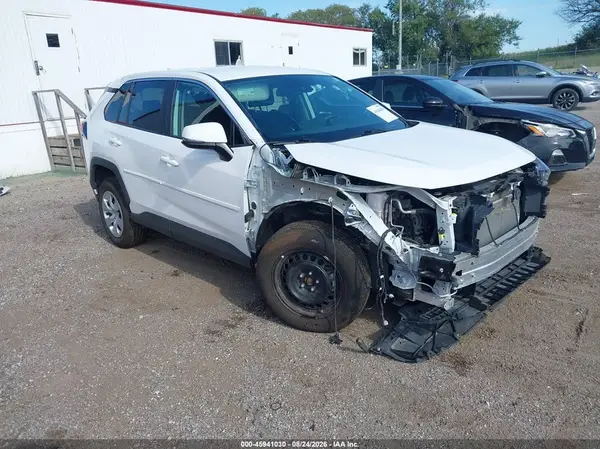 2T3G1RFV3RW467022 2024 TOYOTA RAV 4 - Image 1