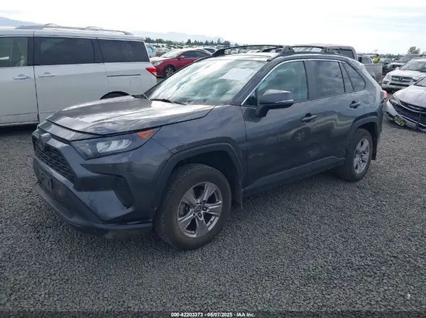 2T3G1RFV4KC055151 2019 TOYOTA RAV 4 - Image 2