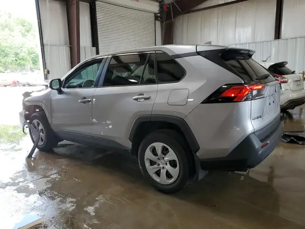 2T3G1RFV5RC407647 2024 TOYOTA RAV 4 - Image 2