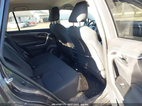 2T3G1RFV6KW003003 2019 TOYOTA RAV 4 - Image 8