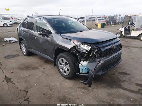 2T3G1RFV6MC153648 2021 TOYOTA RAV 4 - Image 1