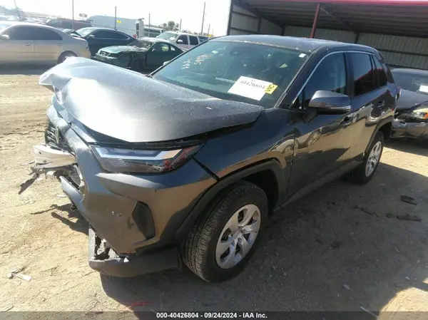 2T3G1RFV6RC422321 2024 TOYOTA RAV 4 - Image 2