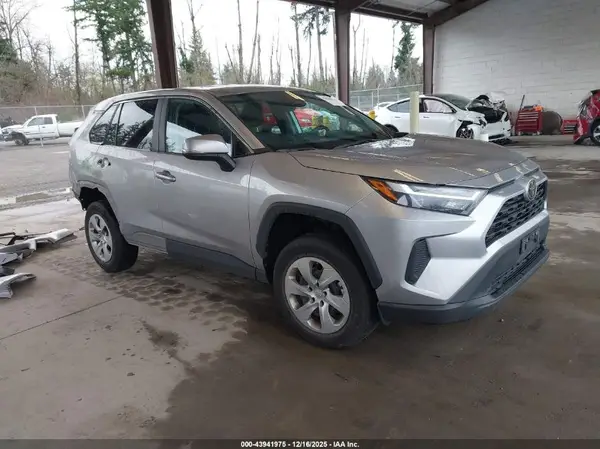 2T3G1RFV7PC372090 2023 TOYOTA RAV 4 - Image 1