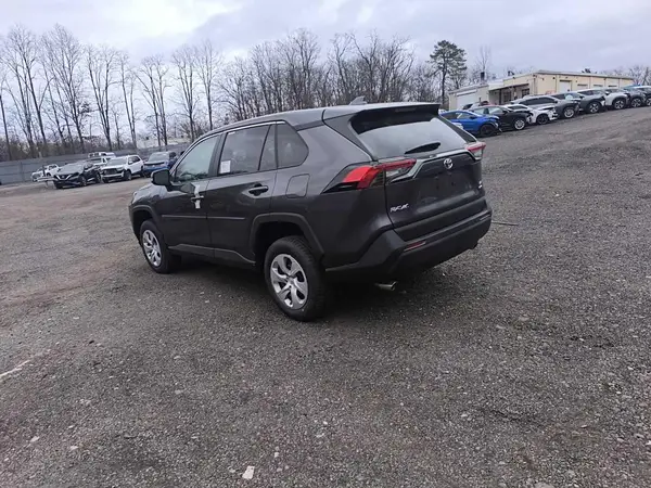 2T3G1RFV7RC464464 2024 TOYOTA RAV 4 - Image 2