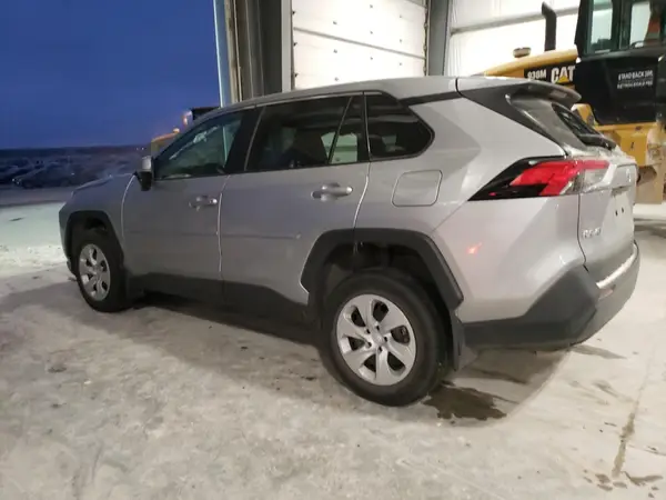 2T3G1RFV8PC389688 2023 TOYOTA RAV 4 - Image 2