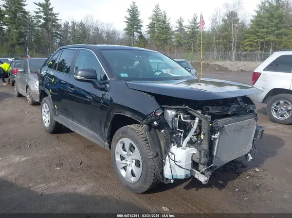 2T3G1RFV8RC438097 2024 TOYOTA RAV 4 - Image 1