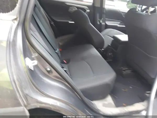 2T3G1RFV9KW024928 2019 TOYOTA RAV 4 - Image 8