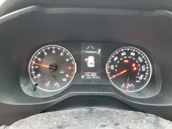 2T3G1RFV9MW168305 2021 TOYOTA RAV 4 - Image 8