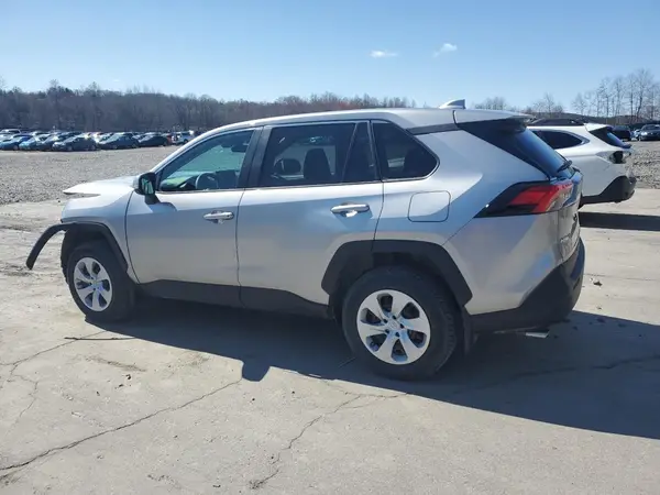 2T3G1RFV9RC440442 2024 TOYOTA RAV 4 - Image 2
