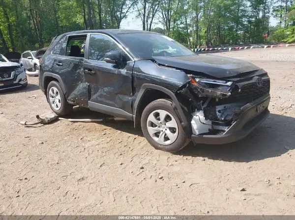 2T3G1RFV9RC483985 2024 TOYOTA RAV 4 - Image 1