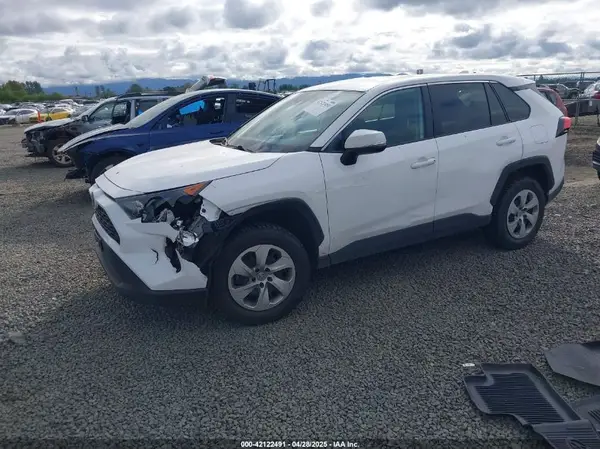 2T3G1RFVXNC275270 2022 TOYOTA RAV 4 - Image 2