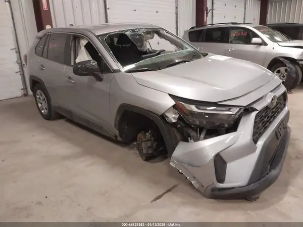 2T3G1RFVXPC330819 2023 TOYOTA RAV 4 - Image 1