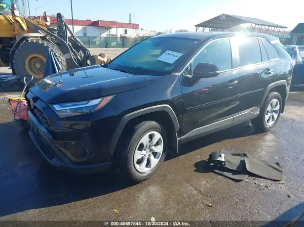 2T3G1RFVXRC431104 2024 TOYOTA RAV 4 - Image 2
