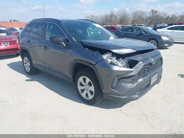 2T3H1RFV0KW039239 2019 TOYOTA RAV 4 - Image 1