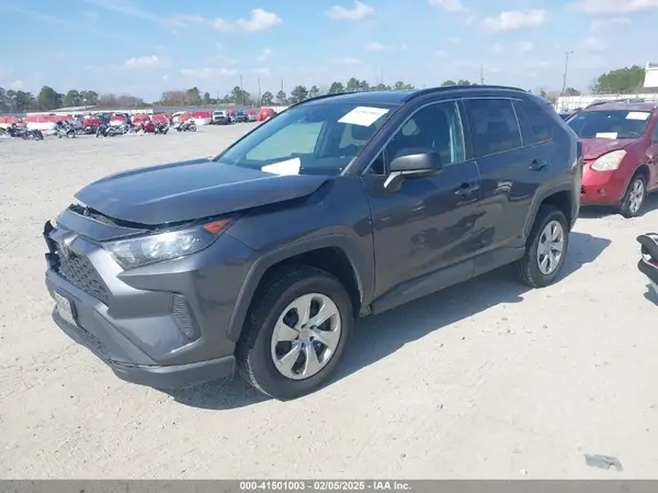 2T3H1RFV0KW039239 2019 TOYOTA RAV 4 - Image 2