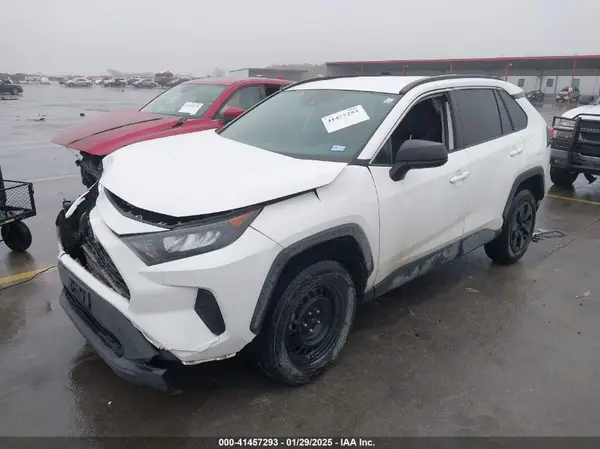 2T3H1RFV0KW053450 2019 TOYOTA RAV 4 - Image 2