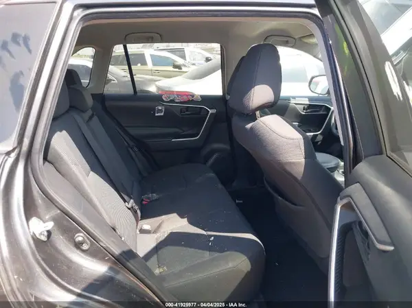 2T3H1RFV0LC065097 2020 TOYOTA RAV 4 - Image 8