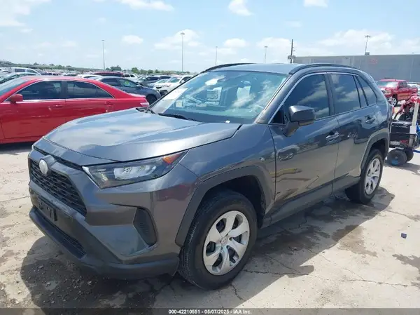 2T3H1RFV0MC113912 2021 TOYOTA RAV 4 - Image 2