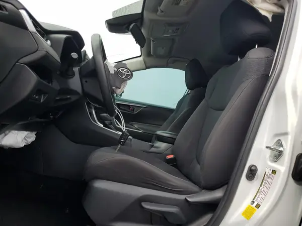 2021 TOYOTA RAV 4 auction photo 7