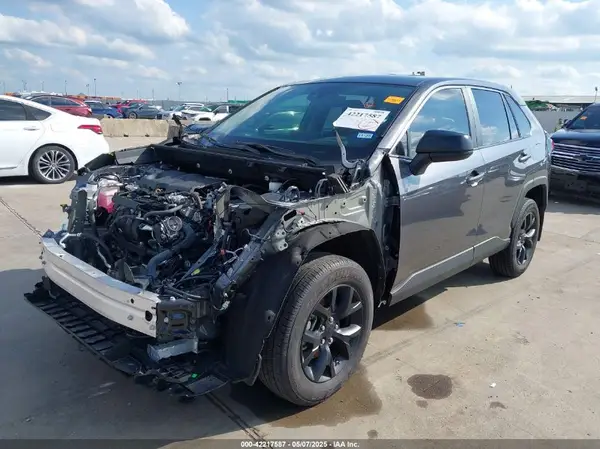 2T3H1RFV0RC259296 2024 TOYOTA RAV 4 - Image 2