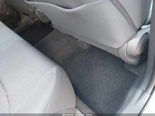 2T3H1RFV0SC305621 2025 TOYOTA RAV 4 - Image 8