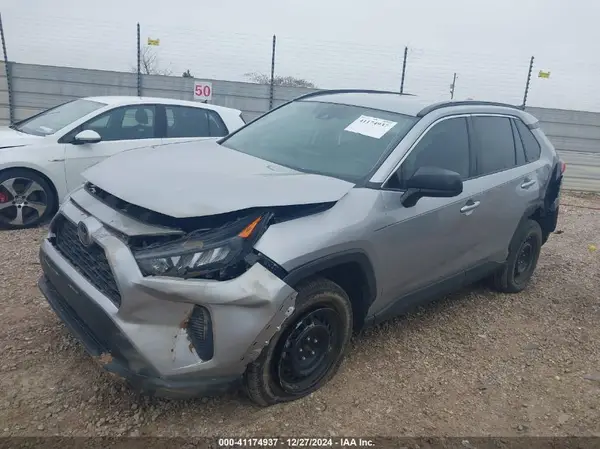2T3H1RFV1KW032381 2019 TOYOTA RAV 4 - Image 2