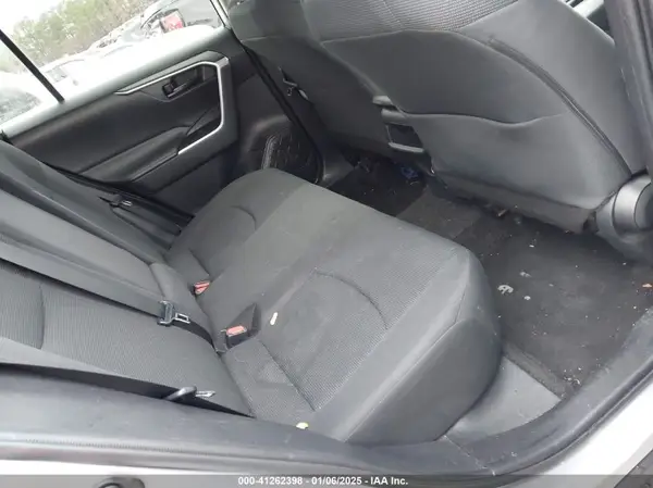 2T3H1RFV1KW045387 2019 TOYOTA RAV 4 - Image 8