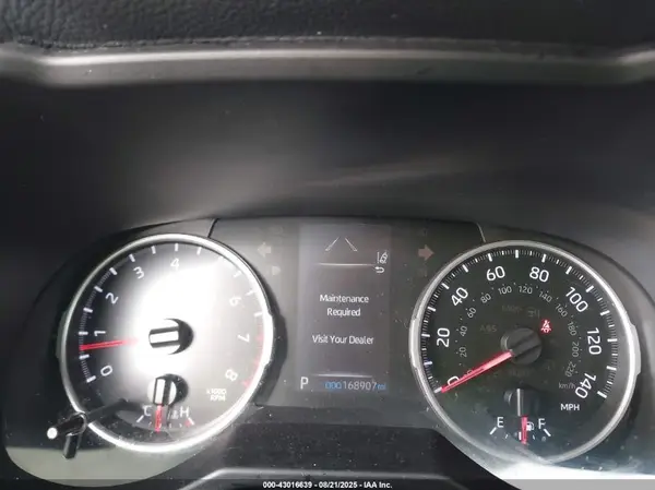 2020 TOYOTA RAV 4 auction photo 7