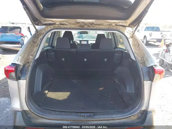 2T3H1RFV1MC099020 2021 TOYOTA RAV 4 - Image 8