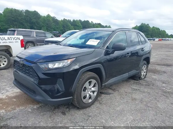 2T3H1RFV1MC105561 2021 TOYOTA RAV 4 - Image 2