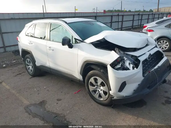 2T3H1RFV1MW152099 2021 TOYOTA RAV 4 - Image 1