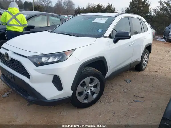 2T3H1RFV1MW167864 2021 TOYOTA RAV 4 - Image 2