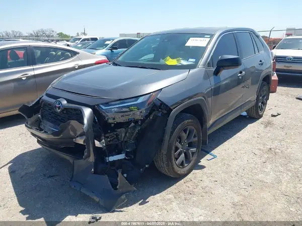 2T3H1RFV1PC236932 2023 TOYOTA RAV 4 - Image 2