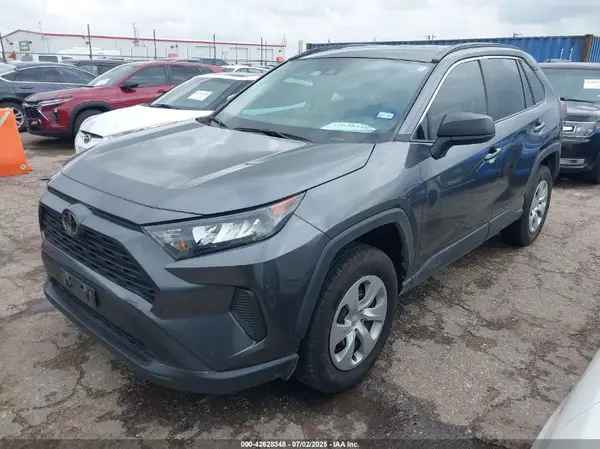 2T3H1RFV2MC114690 2021 TOYOTA RAV 4 - Image 2