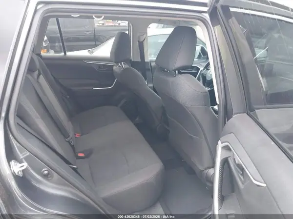 2T3H1RFV2MC114690 2021 TOYOTA RAV 4 - Image 8