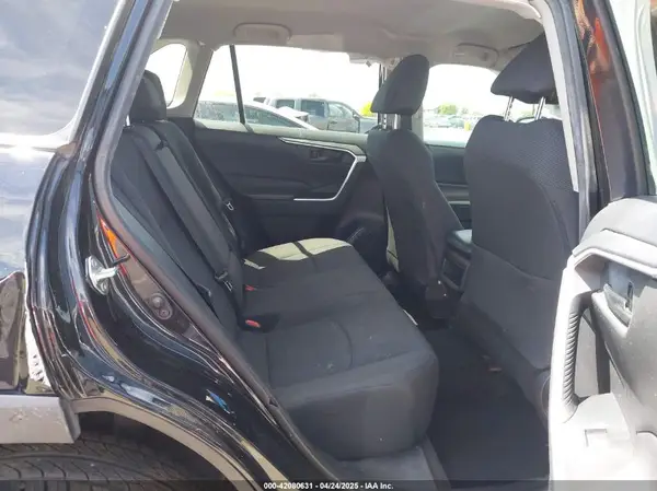 2T3H1RFV2MC134521 2021 TOYOTA RAV 4 - Image 8