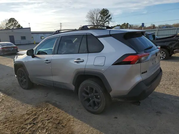 2T3H1RFV2MC162352 2021 TOYOTA RAV 4 - Image 2