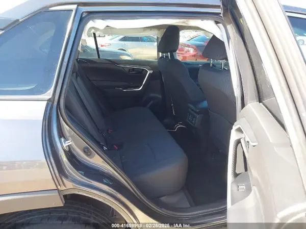 2T3H1RFV2NW217236 2022 TOYOTA RAV 4 - Image 8