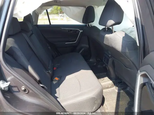 2T3H1RFV2RW331629 2024 TOYOTA RAV 4 - Image 8