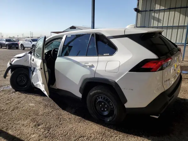 2T3H1RFV2SC316961 2025 TOYOTA RAV 4 - Image 2