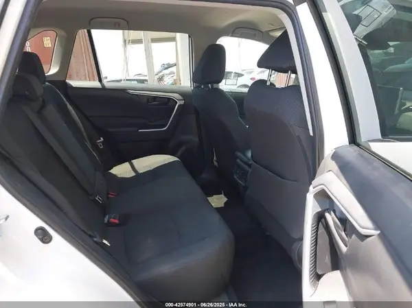 2T3H1RFV2SW371876 2025 TOYOTA RAV 4 - Image 8