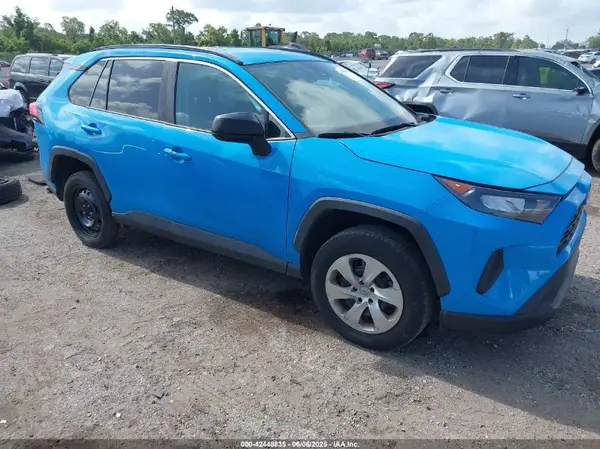 2T3H1RFV3MW145946 2021 TOYOTA RAV 4 - Image 1