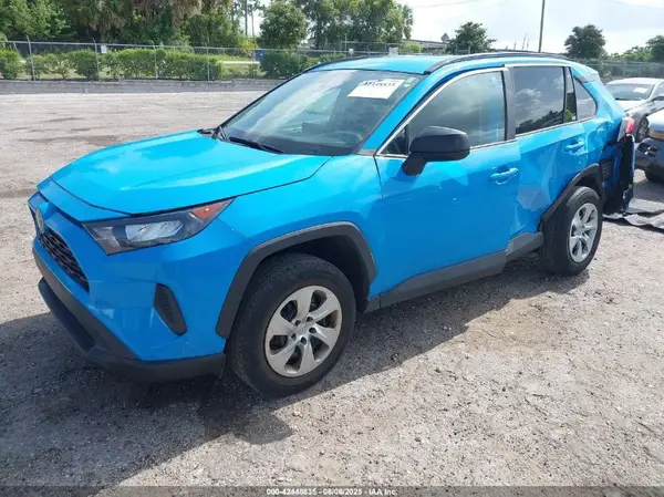 2T3H1RFV3MW145946 2021 TOYOTA RAV 4 - Image 2