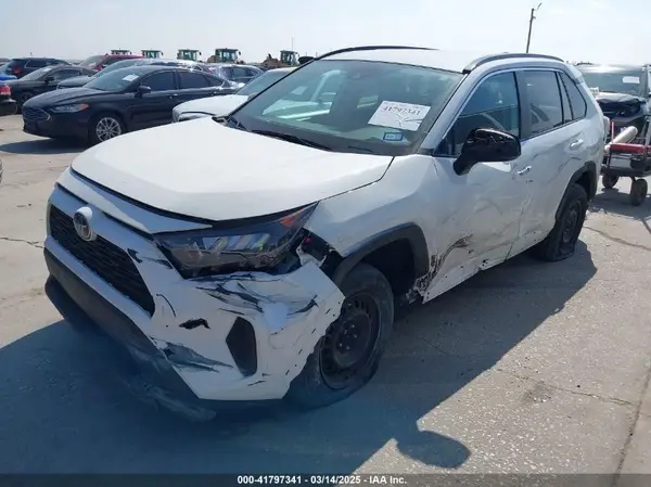 2T3H1RFV3MW167185 2021 TOYOTA RAV 4 - Image 2